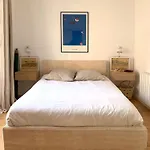 Appartement cosy et neuf près du Canal St Martin